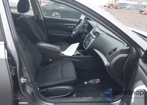 2016 Nissan Altima 2.5/2.5 S/2.5 Sl/2.5 Sr/2.5 Sv из США, поврежденный, VIN 1N4AL3AP6GC226115